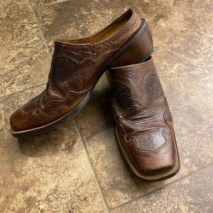 Ariat mules